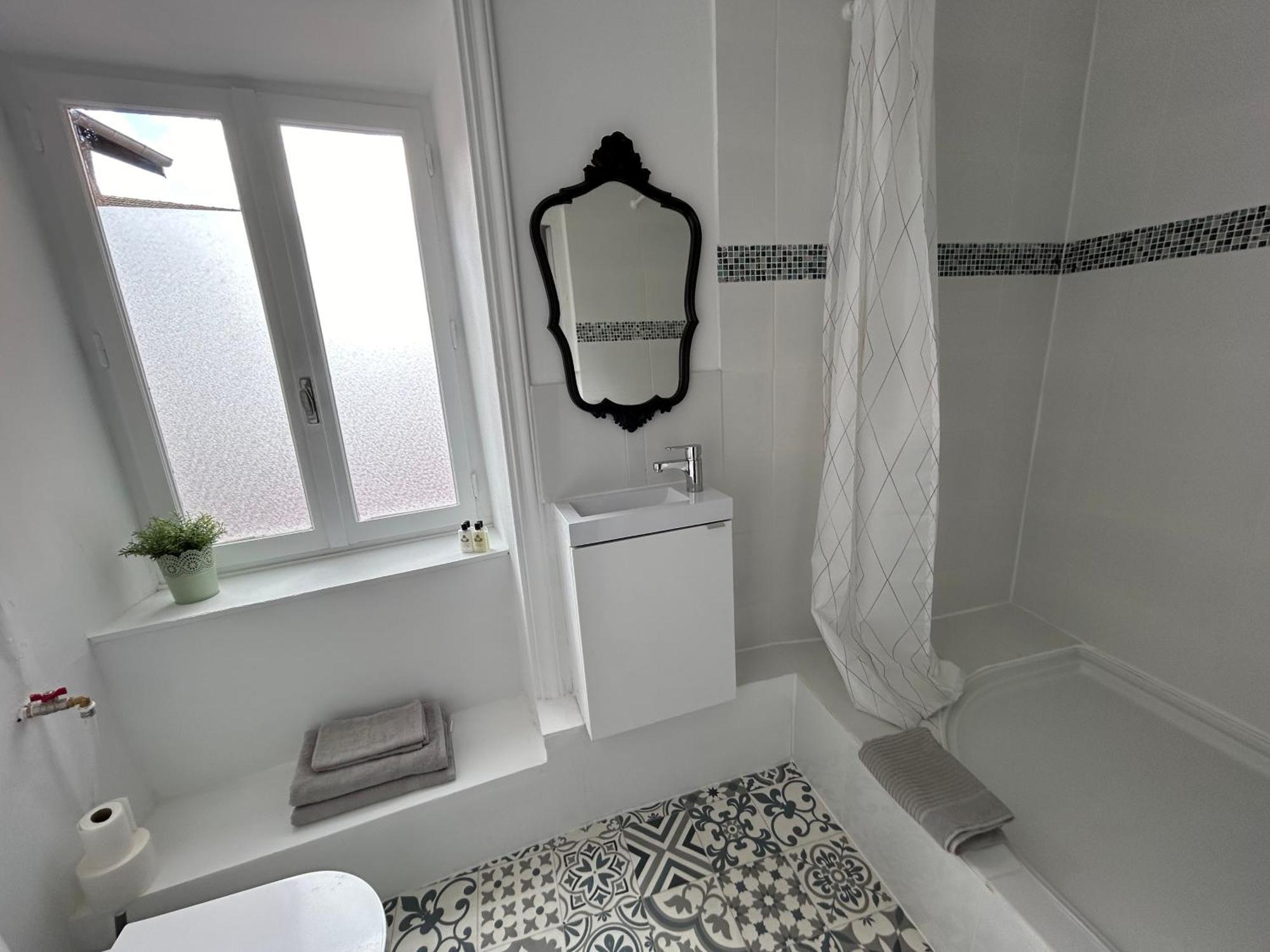Appartement Cosy Charme Ancien Thizy-les-Bourgs エクステリア 写真