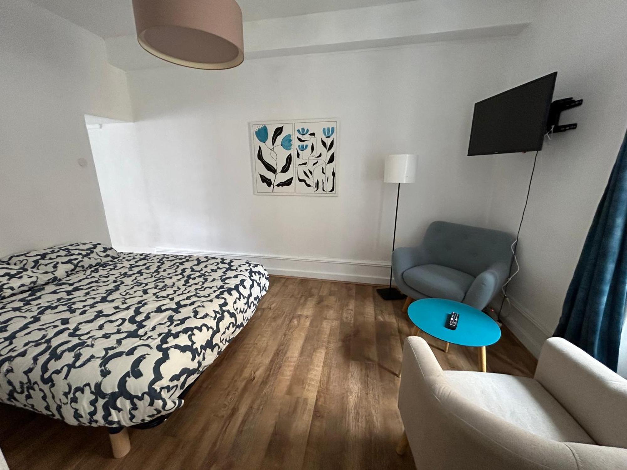 Appartement Cosy Charme Ancien Thizy-les-Bourgs エクステリア 写真